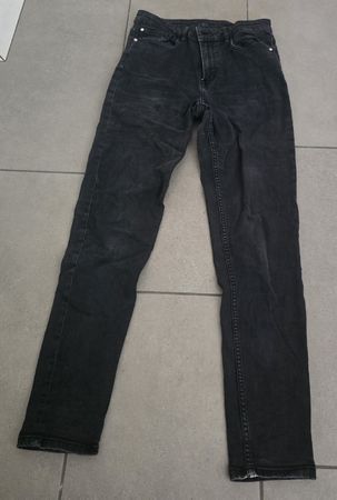 Jeans Damen schwarz Grösse 40 guter Zustand 
