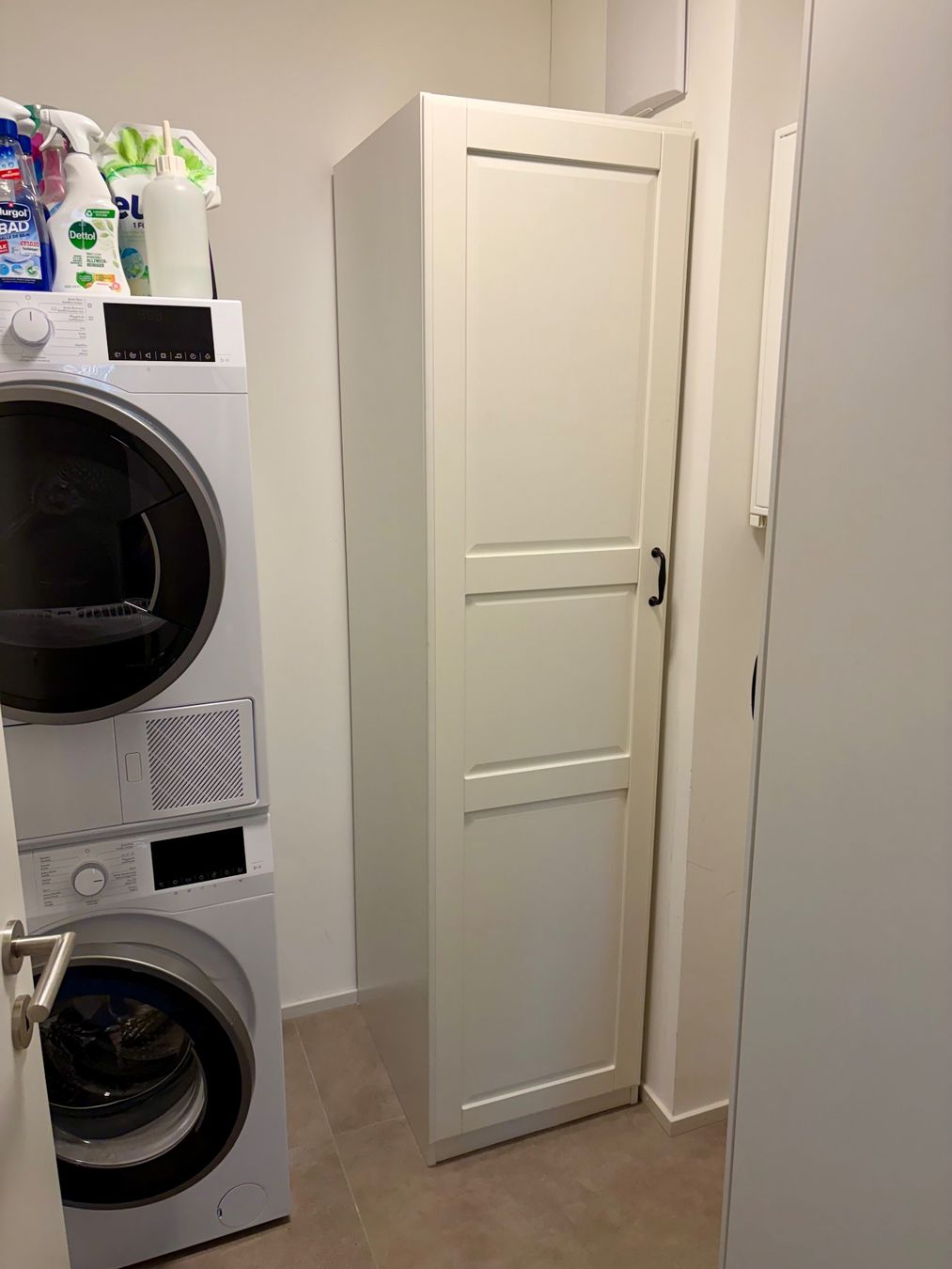 Ikea Armoires: Putzschrank – D'occasion à Zürich par Simon.Lanthaler