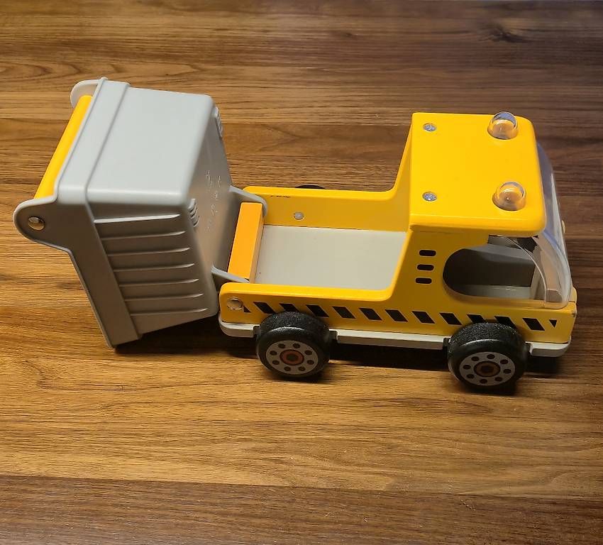 Giocattoli: Hape Holzkipplaster – Usato da Dielsdorf venduto da Patricia_Wirz 1