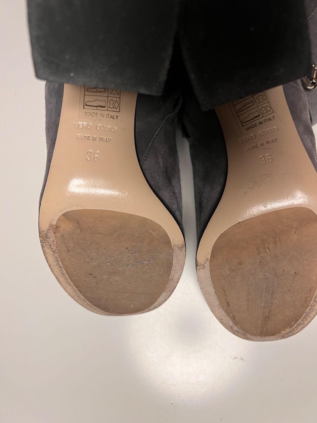 Scarpe da donna: Bottines Deimille en daim gris  - – Nuovo (secondo la descrizione) da Cologny venduto da aidakr 6