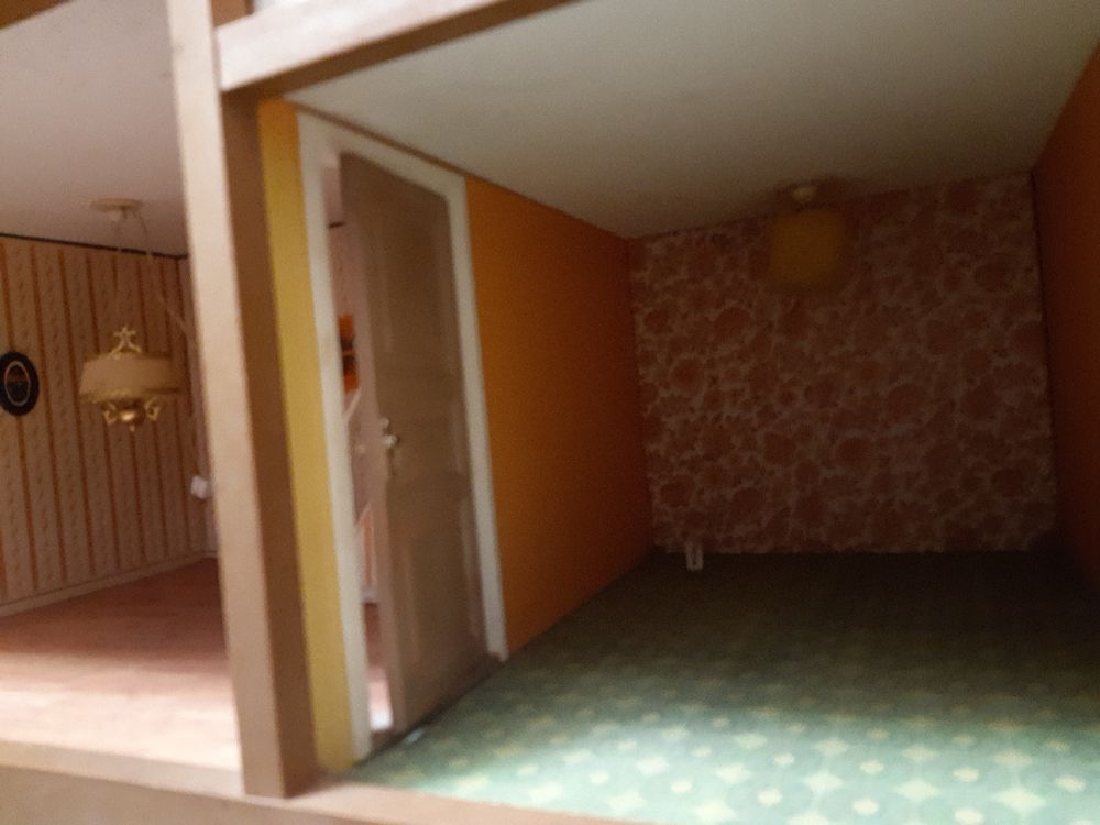 Puppenhaus aus Großmutters Zeiten | Kaufen auf Ricardo