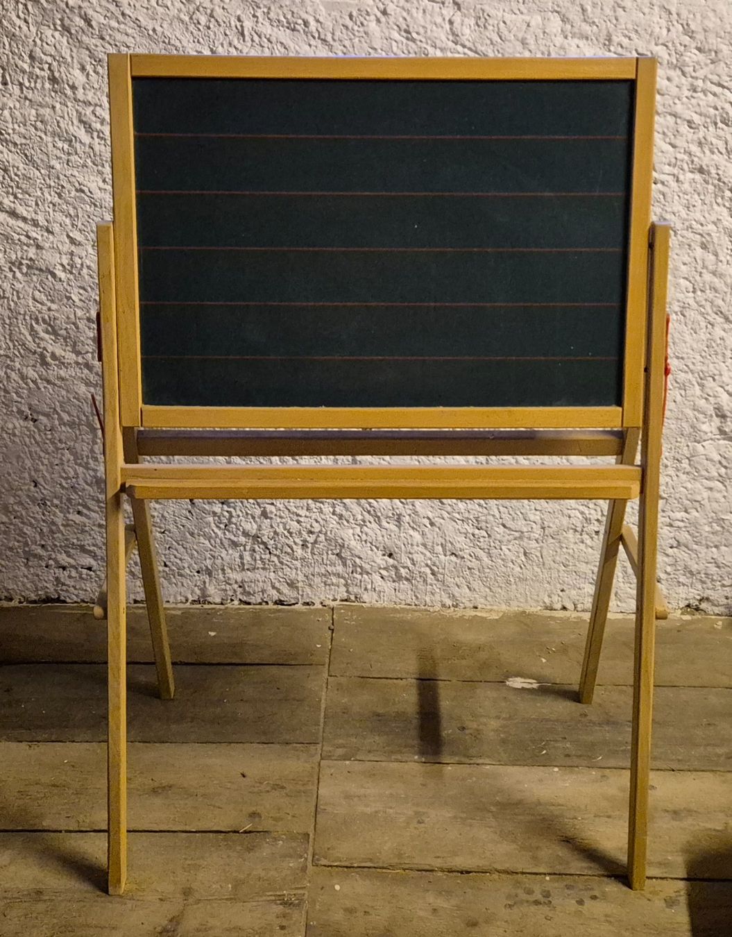 Giocattoli: Kindertafel aus Holz – Usato da Olten venduto da aotsuki