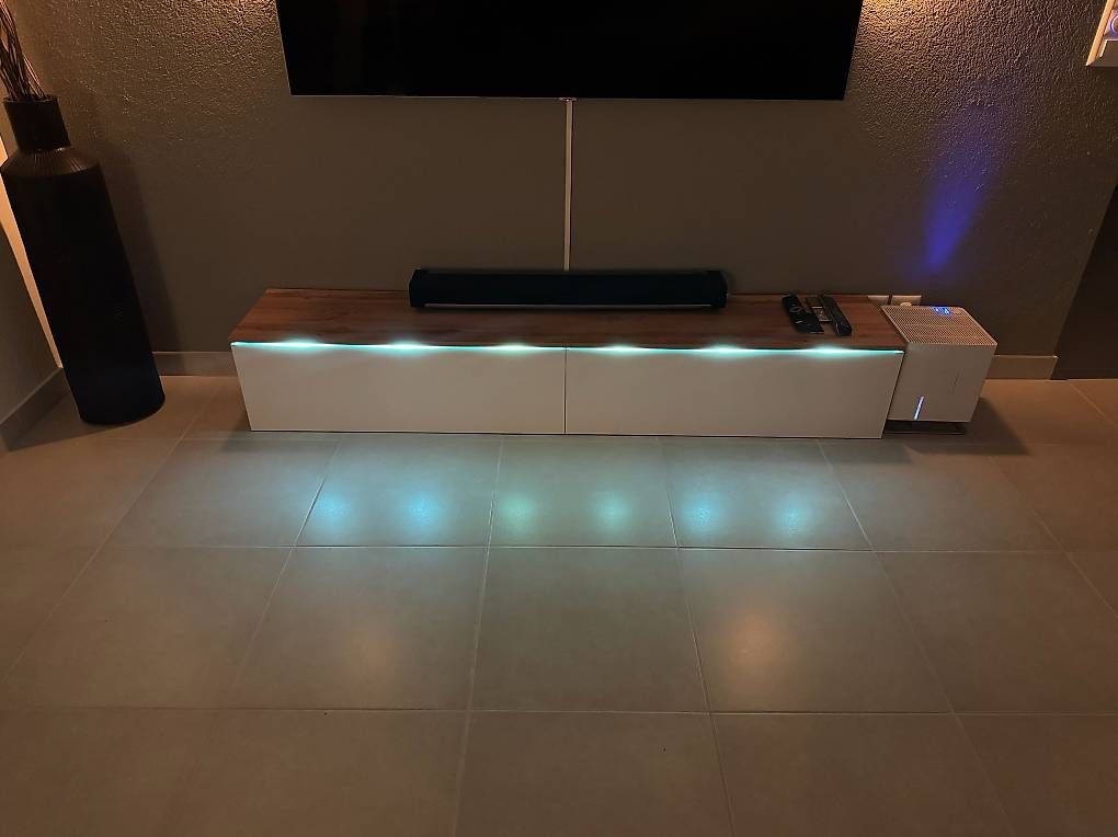 Mobili TV: Lowboard / TV-Möbel  – Usato da Männedorf venduto da tanjaderman 3