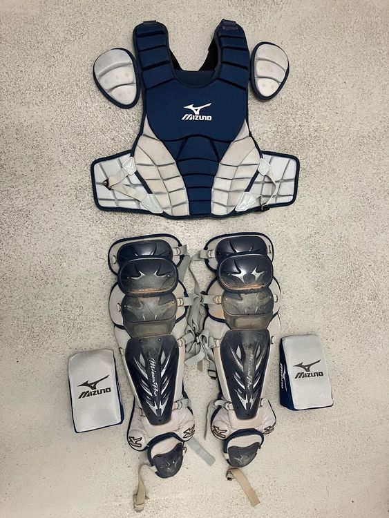 MIZUNO PRO Catcher Gear/Equipment Set Baseball ADULT Kaufen auf Ricardo