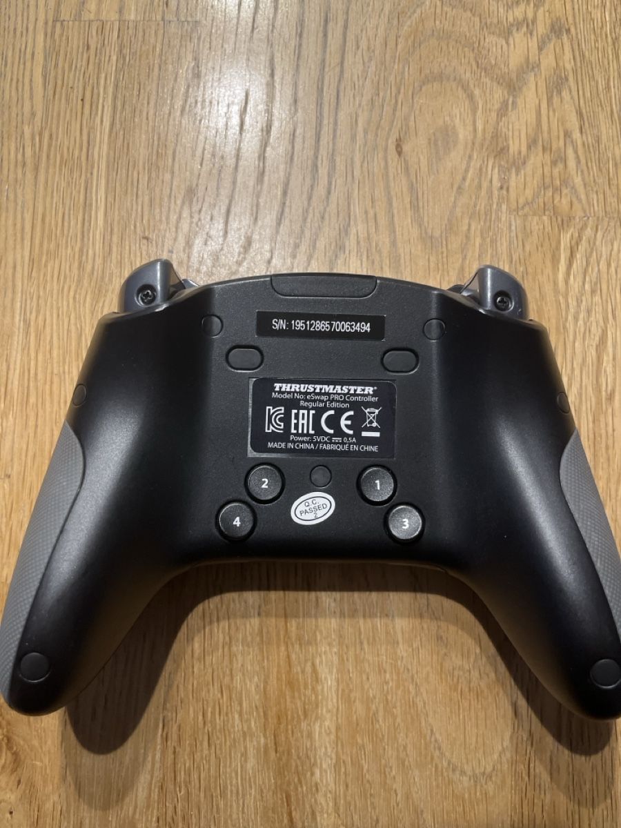 Thrustmaster Controller: Thrustmaster eSwap Pro Controller PS4 / PC inkl. OVP – Neu (gemäss Beschreibung) aus Flawil von Poltis 5