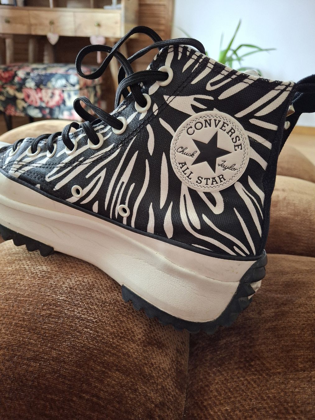 Converse Scarpe da donna: Converse CHUNKS Grösse 40 Plateau – Usato da Bern venduto da babyboomnursery 2