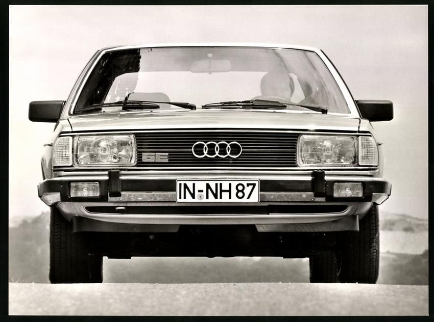 Fotografie & Manifesti: Fotografie Auto Audi 100 5E, Limousine,  – Usato da Berlin venduto da bartko-reher