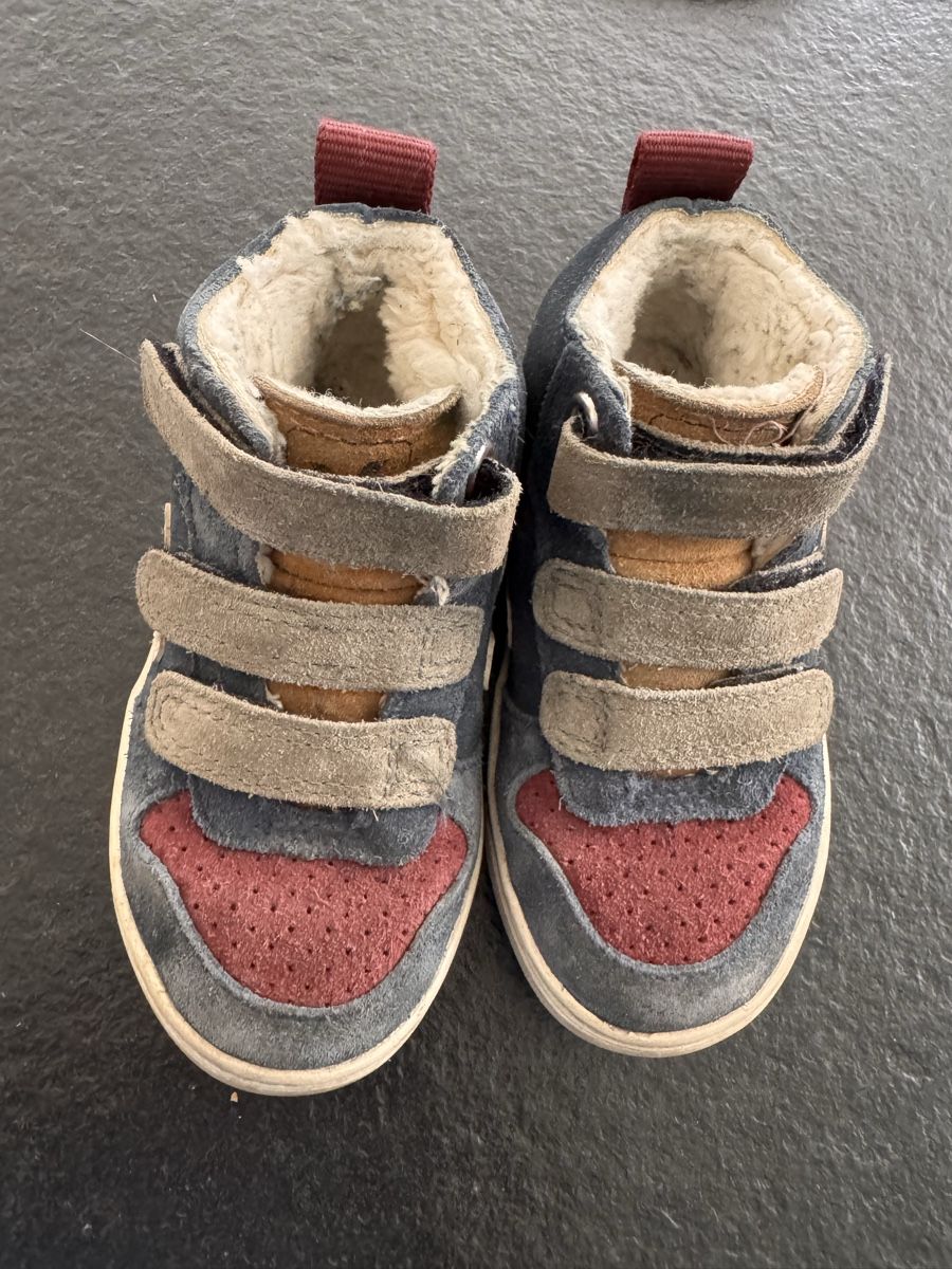Veja Scarpe per ragazzi: Veja Kinderschuh – Usato da Davos Platz venduto da mbe_r5tv 1