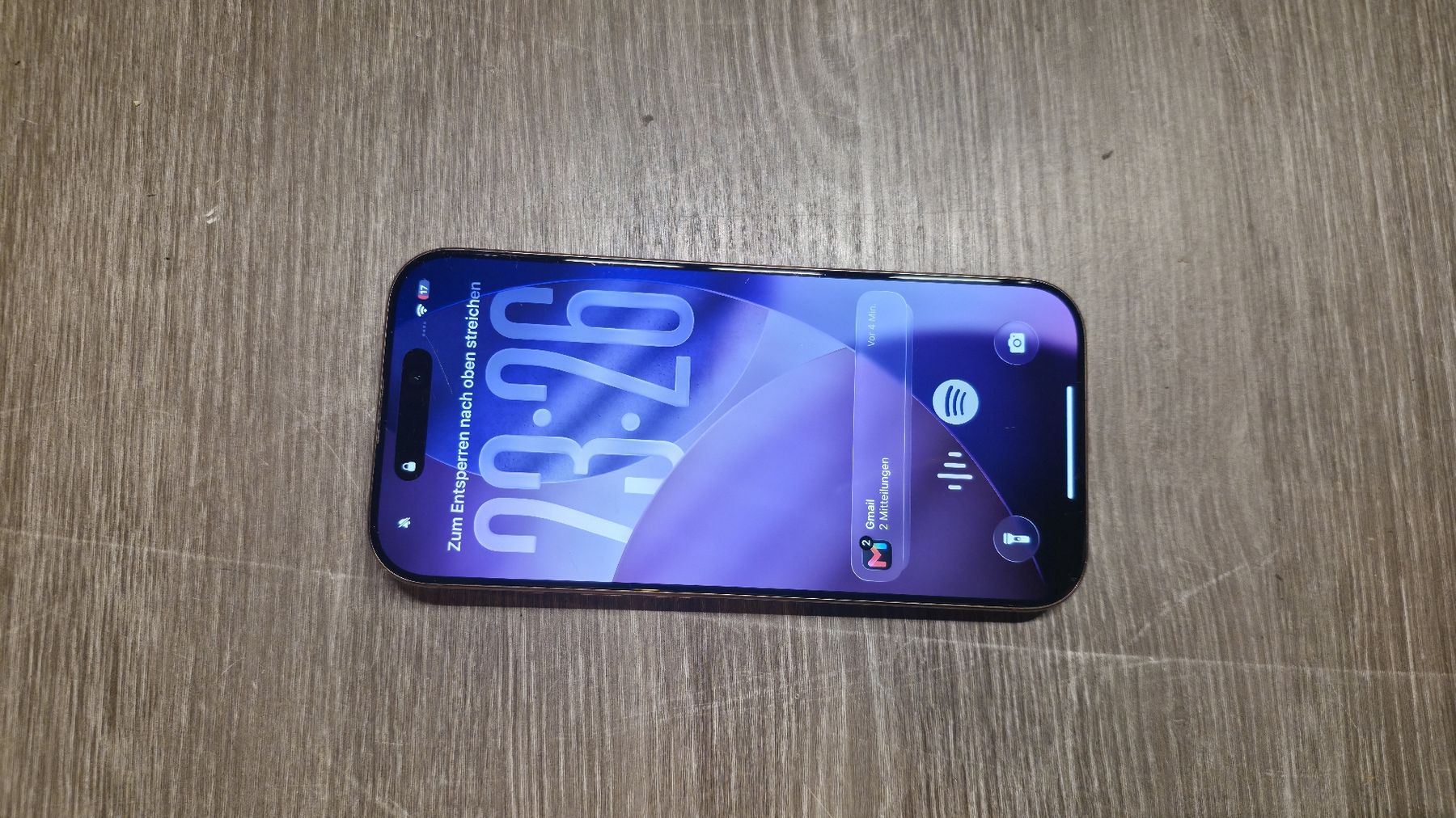 Apple Handys / Smartphones: iPhone 16 Pro mit Apple Care – Gebraucht aus Herdern von and_2555