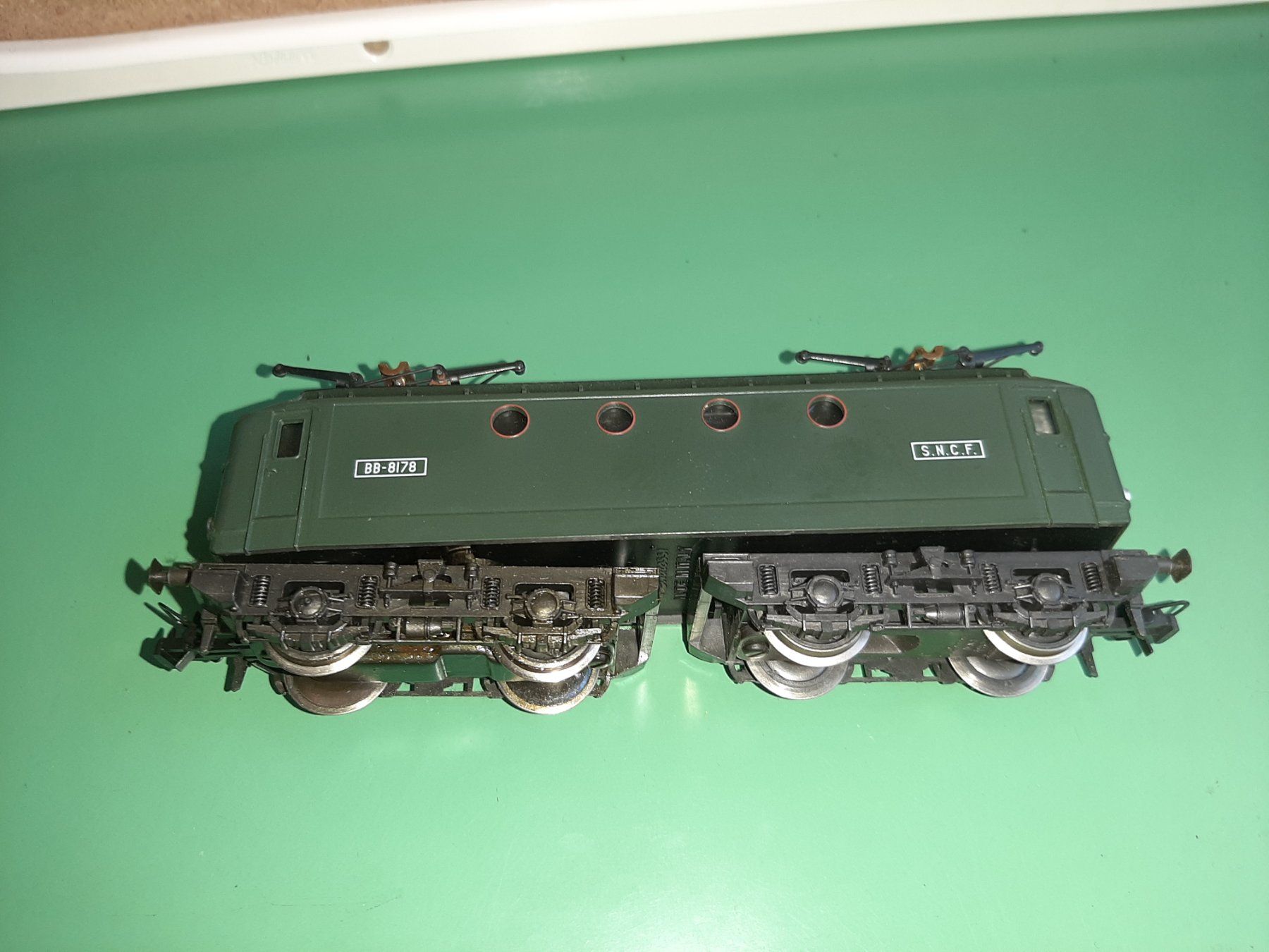 Rivarossi Modelleisenbahnen: RIVAROSSI BB-8178 – Gebraucht aus Avully von RIVALIS 1