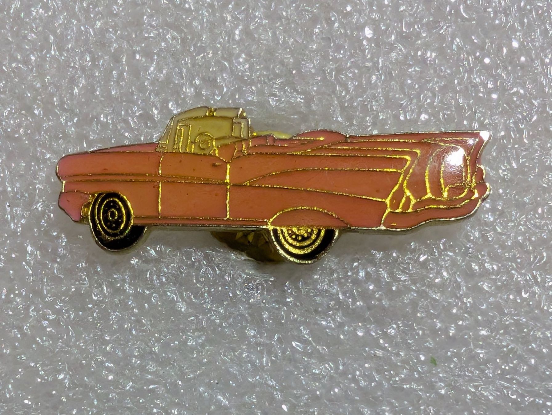 Plaketten & Abzeichen: Ansteckpin 281: Auto Oldtimer – Gebraucht aus Oppligen von Pin-Fall-Shop