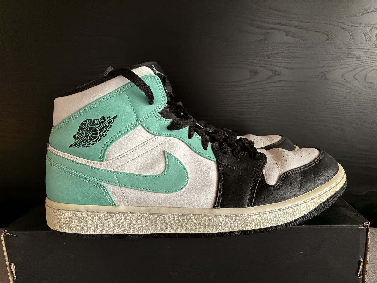 Jordan Scarpe da uomo: Air Jordan 1 Mid "Tropical Twist Iglu" – Usato da Balsthal venduto da Sven.sch