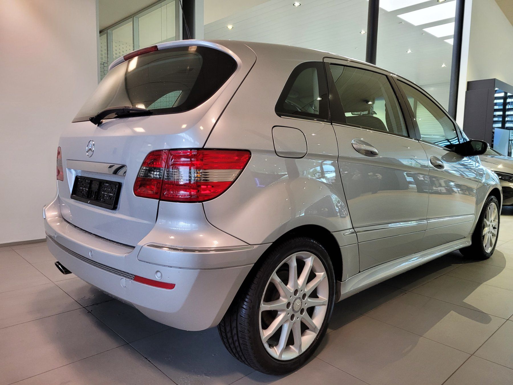 Mercedes-Benz Autos: Mercedes-Benz B 170 – Gebraucht aus St. Gallen von HirschAutomobileAG 1