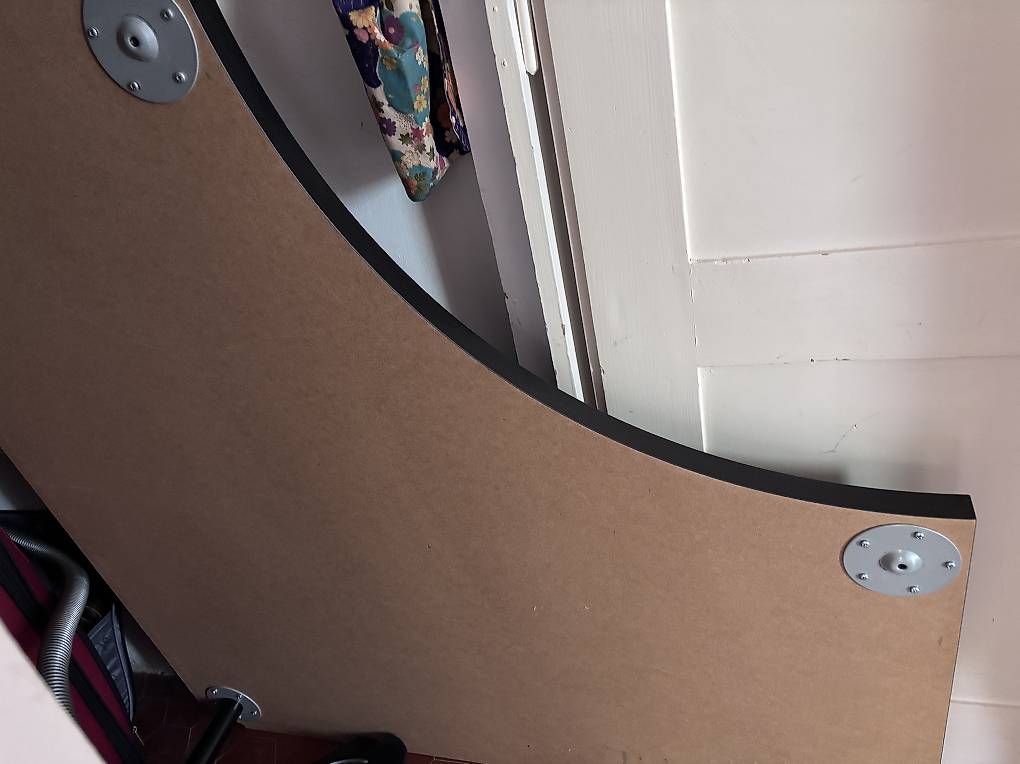 Schreibtische: Beau bureau d'angle – Gebraucht aus Lausanne von SandrineJavelot 1