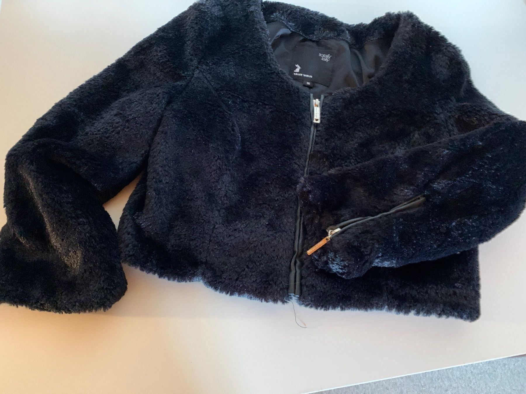 Tally Weijl Giacche: Kurze Kuschel-Jacke Gr.36 – Usato da Heiden venduto da andraaa