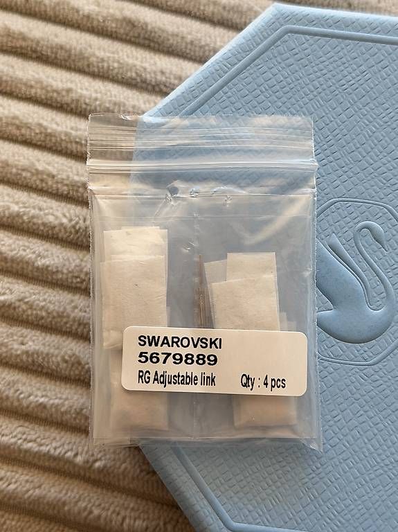 Swarovski Orologi: Swarovski Matrix Bangle Watch- NEU mit Folien & Originalbox – Nuovo e nell'imballaggio originale da Embrach venduto da Cdw_s758 4