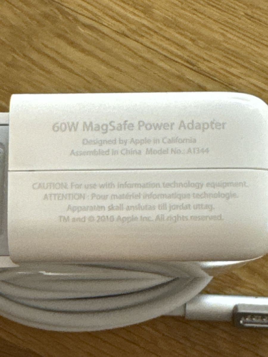 Apple Unità & Adattatore: Original Apple MagSafe Netzteil 60W – Usato da Turgi venduto da Marcobamert 1