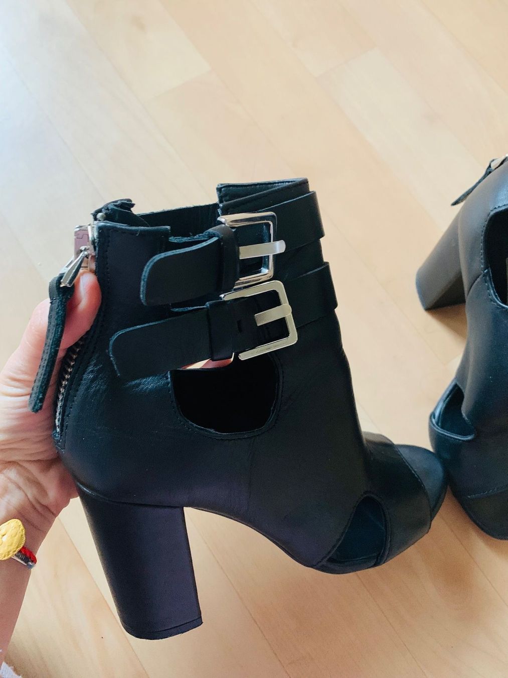 Zara Scarpe da donna: Zara ankle boots 37 – Usato da Zürich venduto da Angela_Fashion_Lover 2