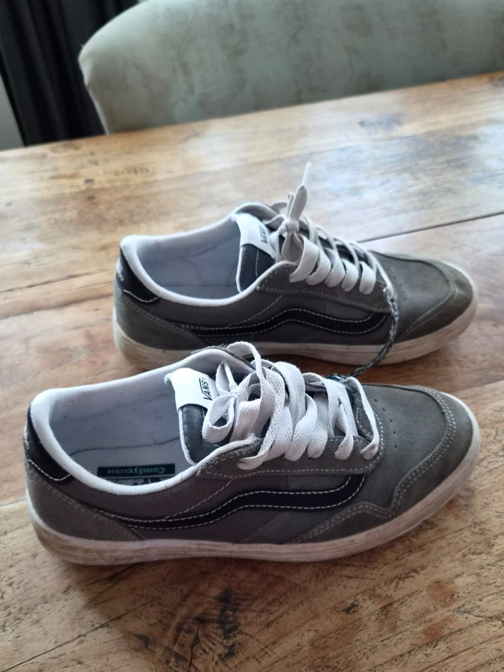 Vans Chaussures hommes: Vans Schuhe Gr.40 – D'occasion à Oberrieden par Raja011 1