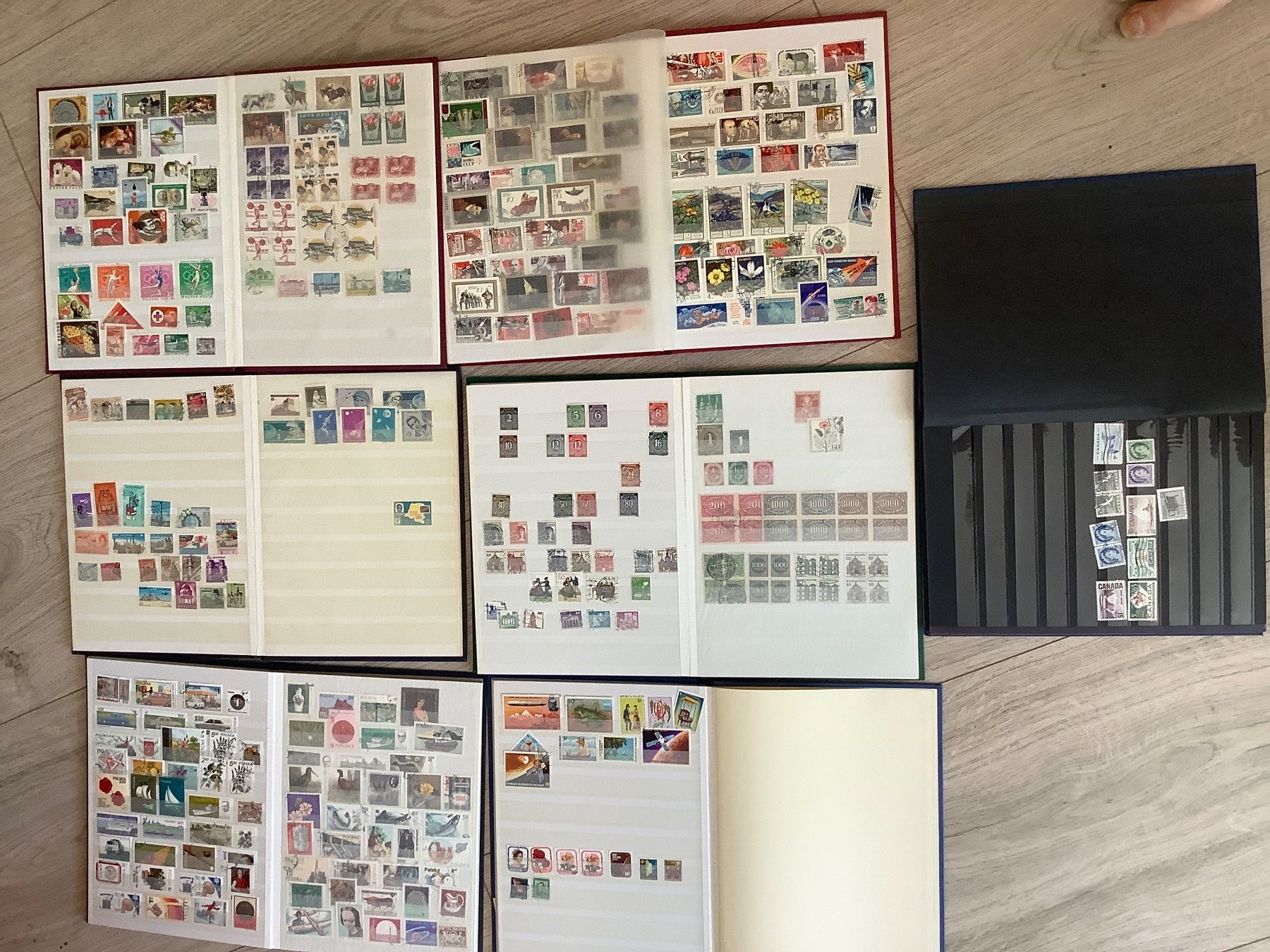 Tous les timbres: Lot Briefmarken 10 Alben weltweit – D'occasion à St. Gallen par herbrig2 8