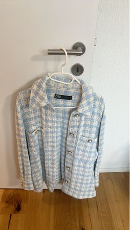 Stylische Zara Jacke blau/weiss Grösse S