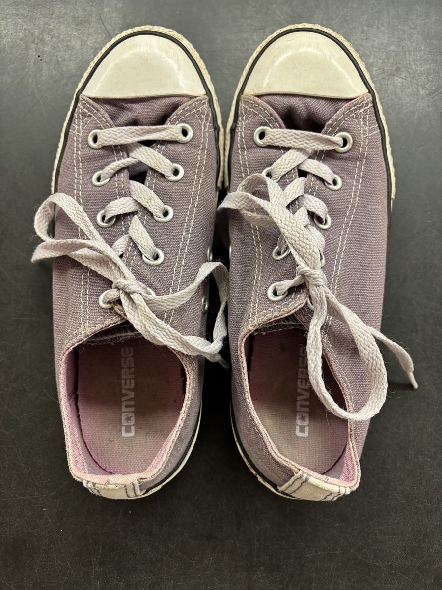 Converse Scarpe da uomo: Converse Sneaker Lila, Grösse 34 – Usato da Büren an der Aare venduto da Nikito2001 2