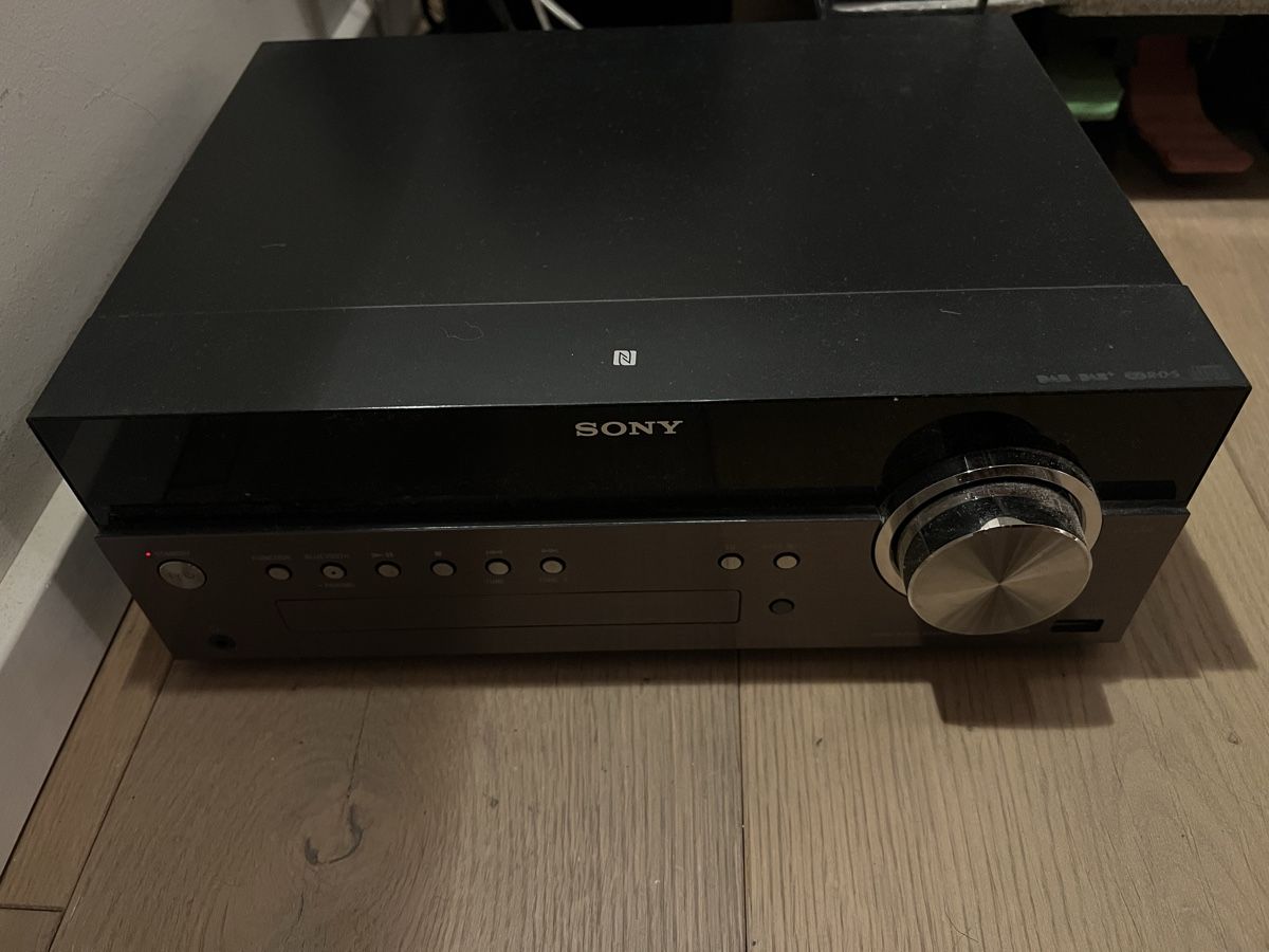 Sony Sistemi audio & multimediali: Sony Kompaktanlage mit Lautsprechern – Usato da Olten venduto da isaschmid11
