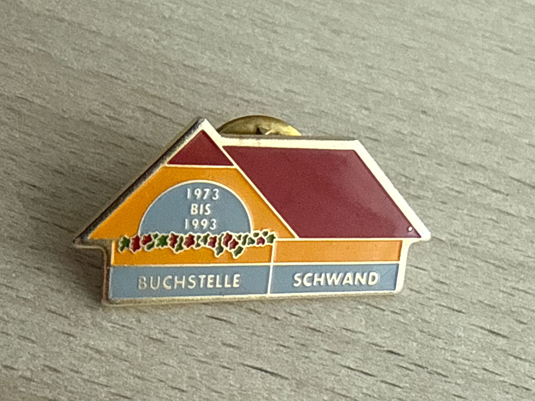 Placchette & Badge: Pin Buchstelle Schwand – Usato da Glattbrugg venduto da Schweigmatt