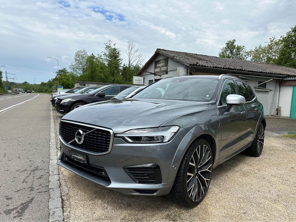 **Sehr schöner Volvo XC60 Hybrid Benzin / Elektro 2.0**Autom