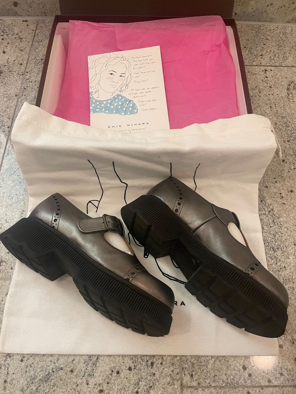 Chie Mihara Scarpe da donna: Chie Mihara Schuhe, Gr. 36, dunkel silber – Nuovo (secondo la descrizione) da Rüschlikon venduto da bur_7r8m 2