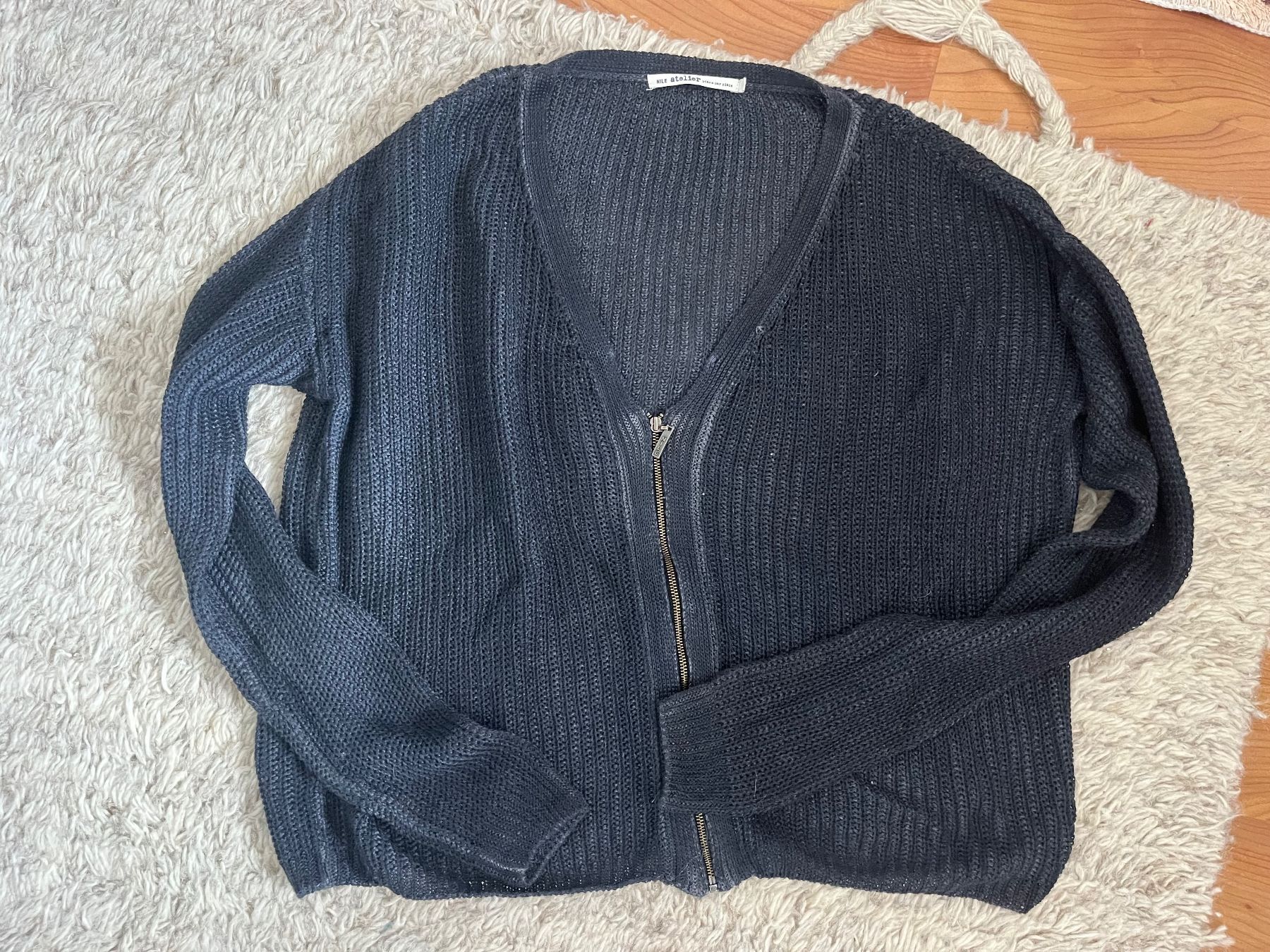 Nile Giacche: Nile Atelier Strickjacke – Usato da Utzenstorf venduto da Ismaele 1