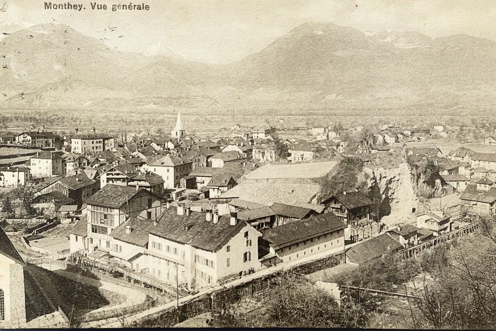 Carte postale de Monthey 1914 (Gebraucht) in Tramelan für CHF 5 – mit ...