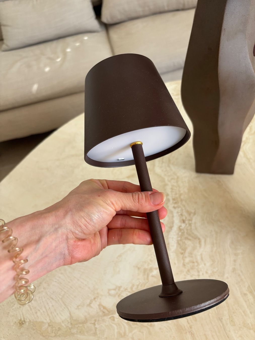 Vasen & Gefässe: Vase Boconcept Steinvase Blumenvase – Gebraucht aus Zürich von car_9sdb 5