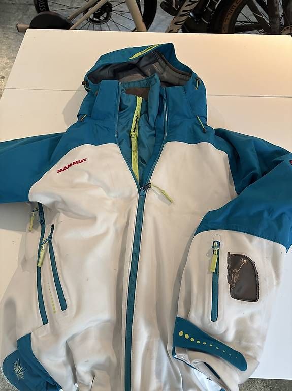 Giacche: Mammut giacca da sci (donna) taglia S – Usato da Bellinzona venduto da Cat_e_t 1