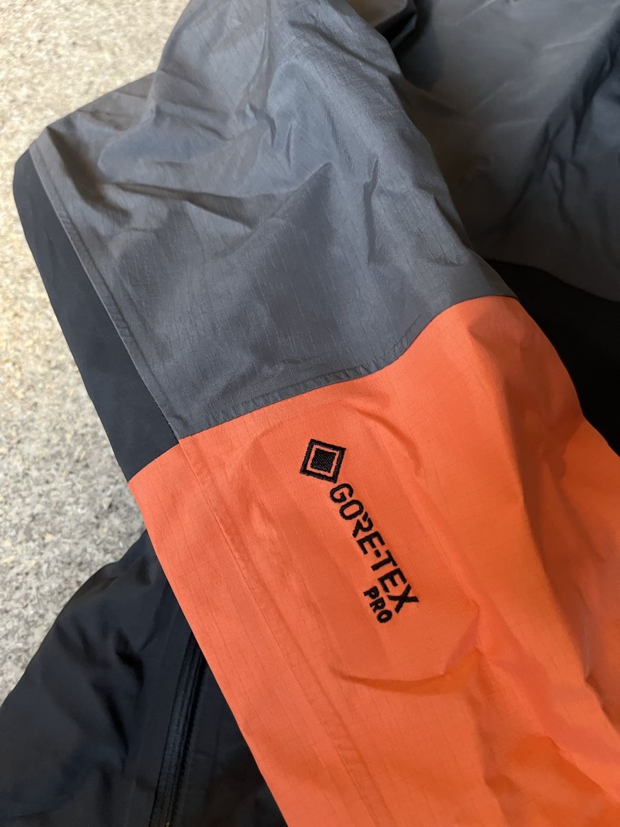 Peak Performance Giacche: Hardshell Jacke von Peak Performance  – Nuovo (secondo la descrizione) da Bern venduto da clabla 2