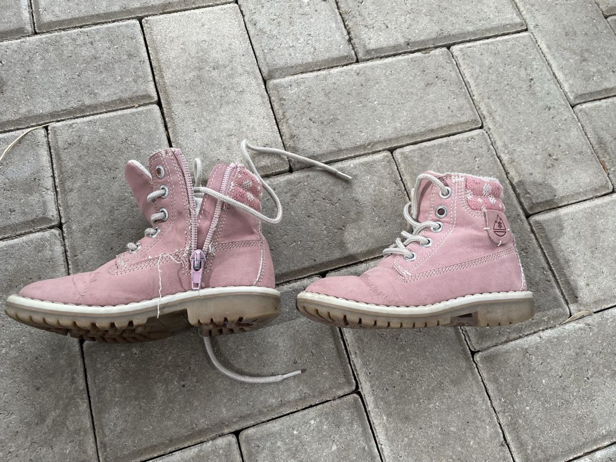 Schuhe für Mädchen: Winterschuhe  – Gebraucht aus Full-Reuenthal von Mimi_1986 2