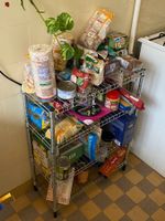 Metallregal mit 4 Ablagen – Küche / Bad
