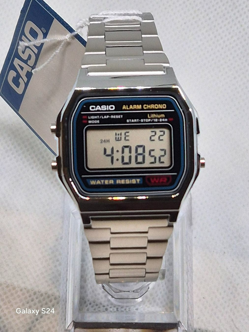 Casio Uhren: Casio A168W Uhr, neu mit Box – Neu und originalverpackt aus Losone von bal_gfp6 1