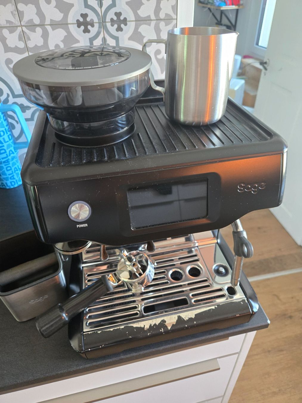 Sage Macchine per caffè & Macchine per espresso: Espressomaschine Sage the Barista Touch - black – Usato da Reinach AG venduto da man_8f8v