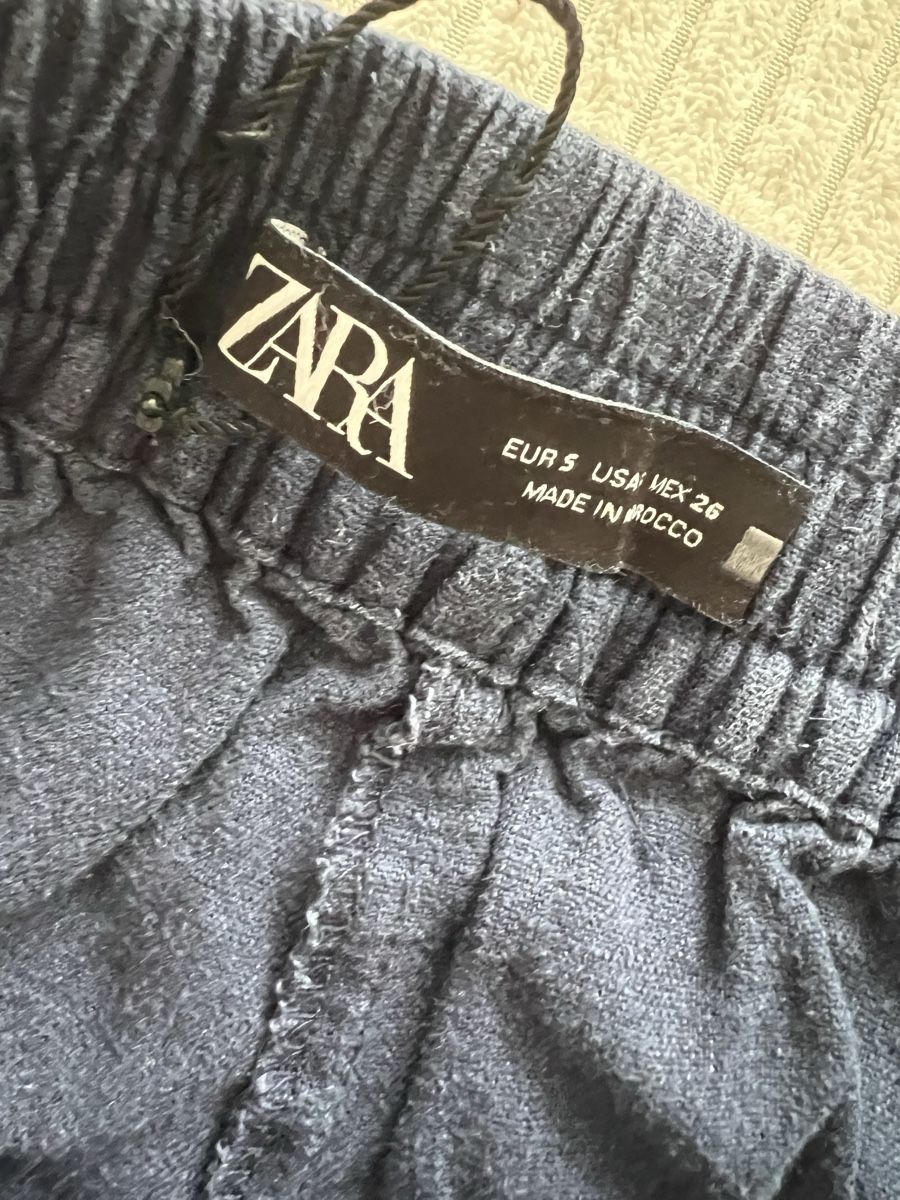 Zara Pantalons: ZARA LEINENHOSE NAVY GR S – D'occasion à Basel par theo-g77 2