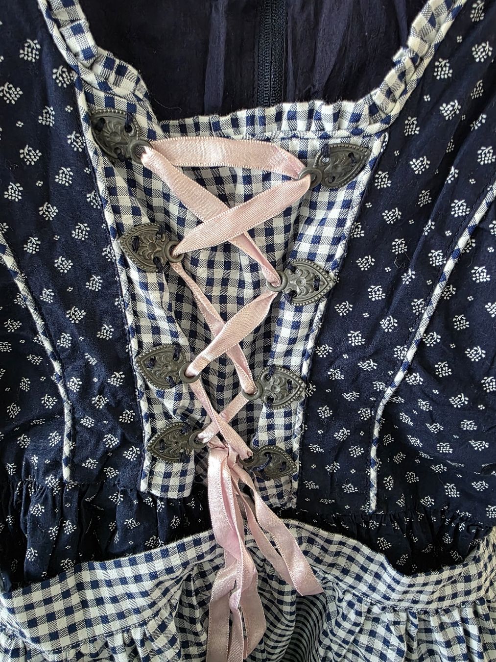 Happy Girls Vestiti & Gonne: Dirndl für Mädchen – Usato da Bettlach venduto da nadley 1