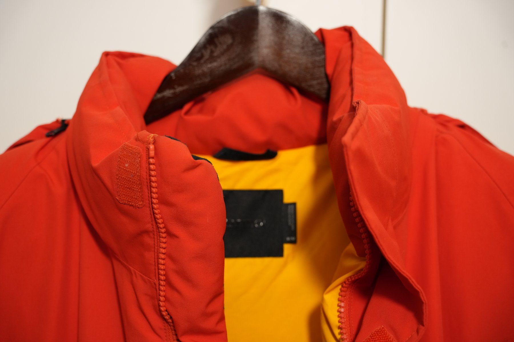 Jacken: Marmot Gore-tex Down Jacket M – Gebraucht aus Neuchâtel von yan_lq56 8
