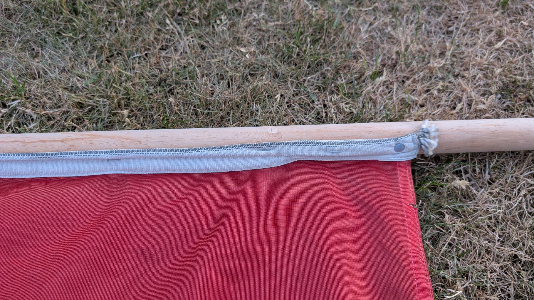 Bandiere: Schweizer Fahne 140x135cm an Stab – Usato da Rohrbach venduto da Zidane6 2