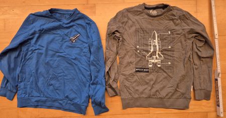 2 Pullover Blue Ridge Grösse 146/152 Weltraum Motive, Kinder