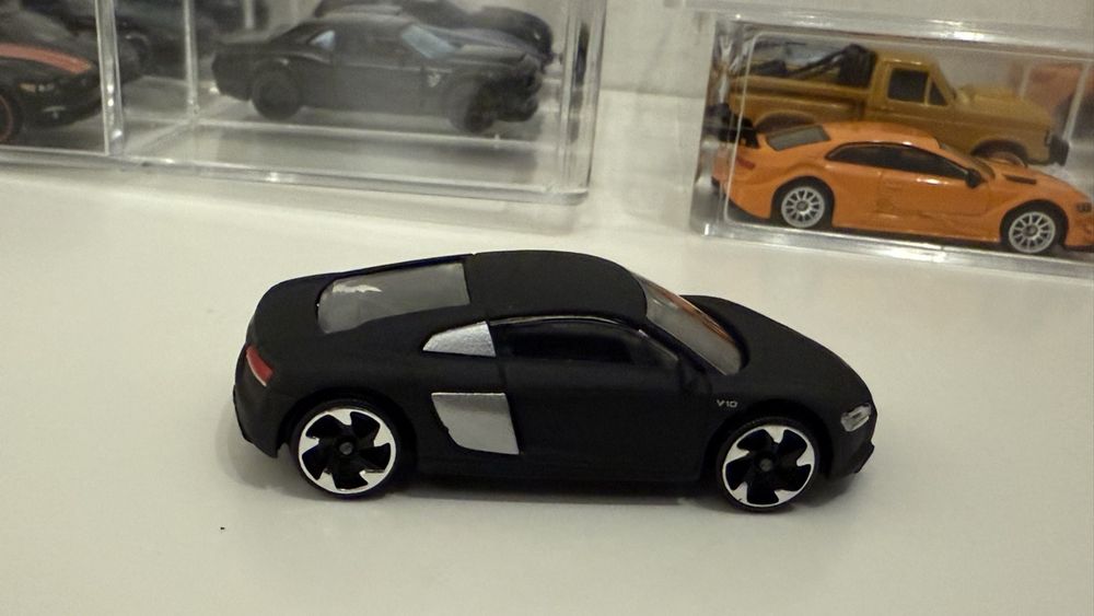 Schwarzer Audi R8 V10 - Sammlerstück für Auto-Fans! (Neu (gemäss ...