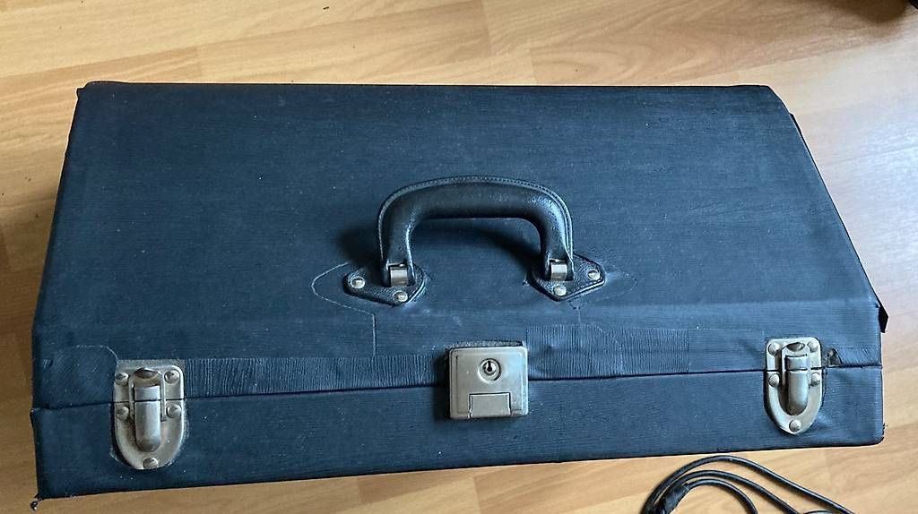 Strumenti musicali: accordéon Cavagnolo Vedette 5 compact – Usato da Martigny venduto da Cavag 3
