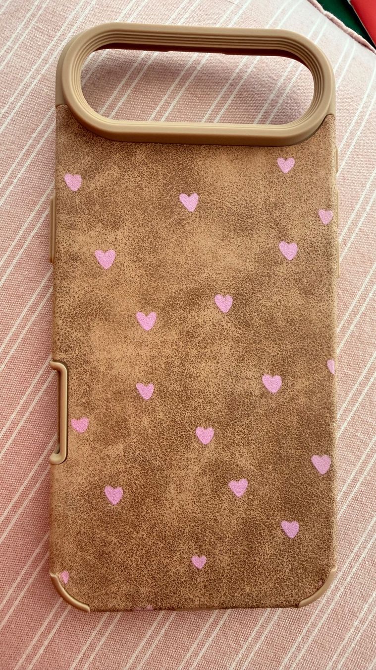 Cover & Protezioni schermo: iPhone Air hard case suede soft brown pink hearts – Nuovo (secondo la descrizione) da Frauenfeld venduto da Vanityroom