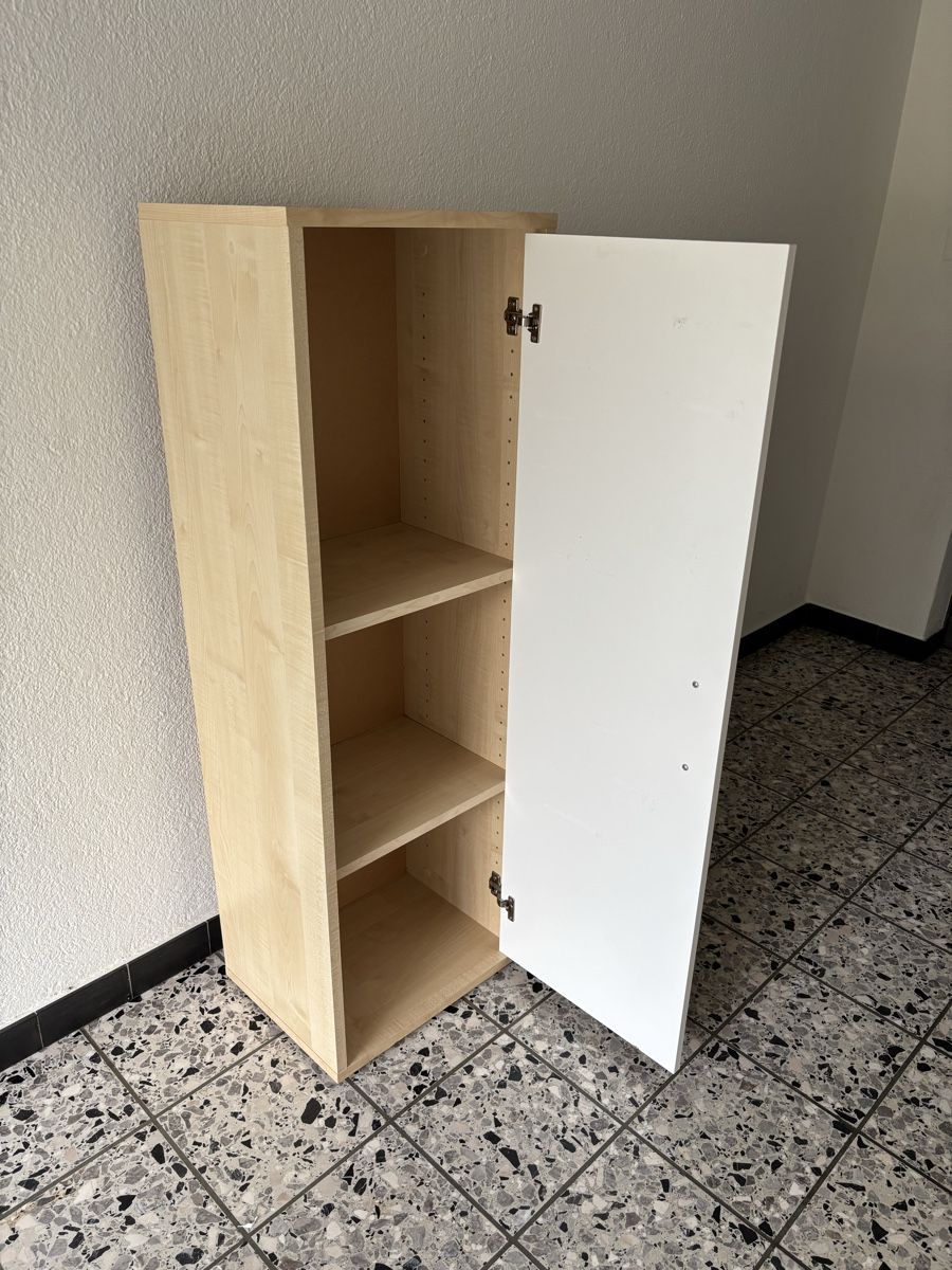 Schränke: Moderner Büroschrank Weiss/Ahorn – Gebraucht aus Trimbach von fro_2ztm 4