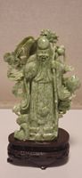 Jade Figuren, Grüne Jade, Handarbeit, China, mit Sockel