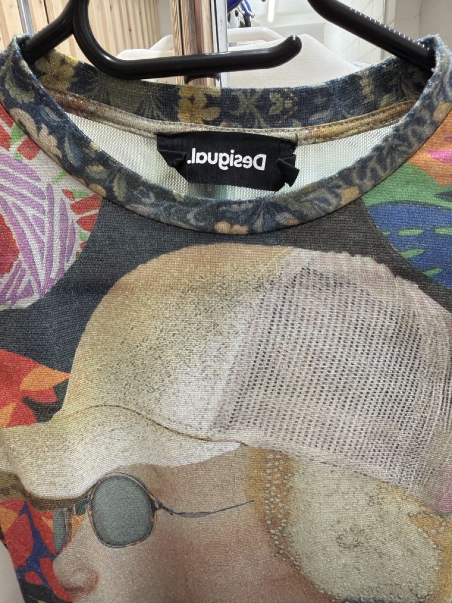 Desigual Top: Desigual Body ärmellos S – Usato da Samstagern venduto da UM94 2